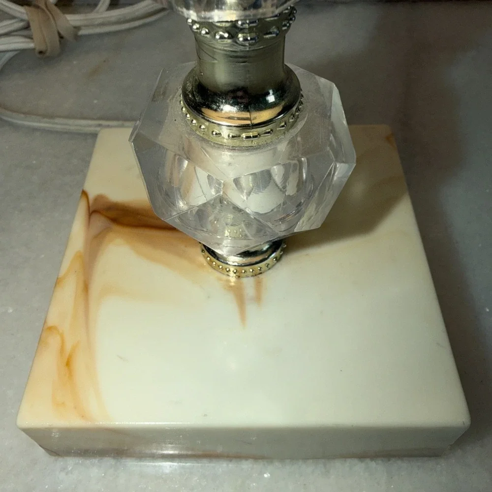Vintage Acrylic Desk/table Lamp With Marble Look Base And New Linen ShadeGW008